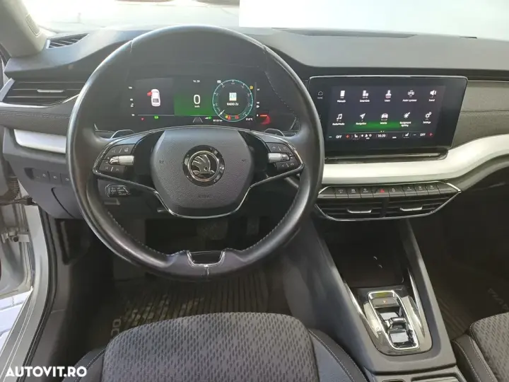 Škoda Octavia IV 2.0 TDI DSG Style