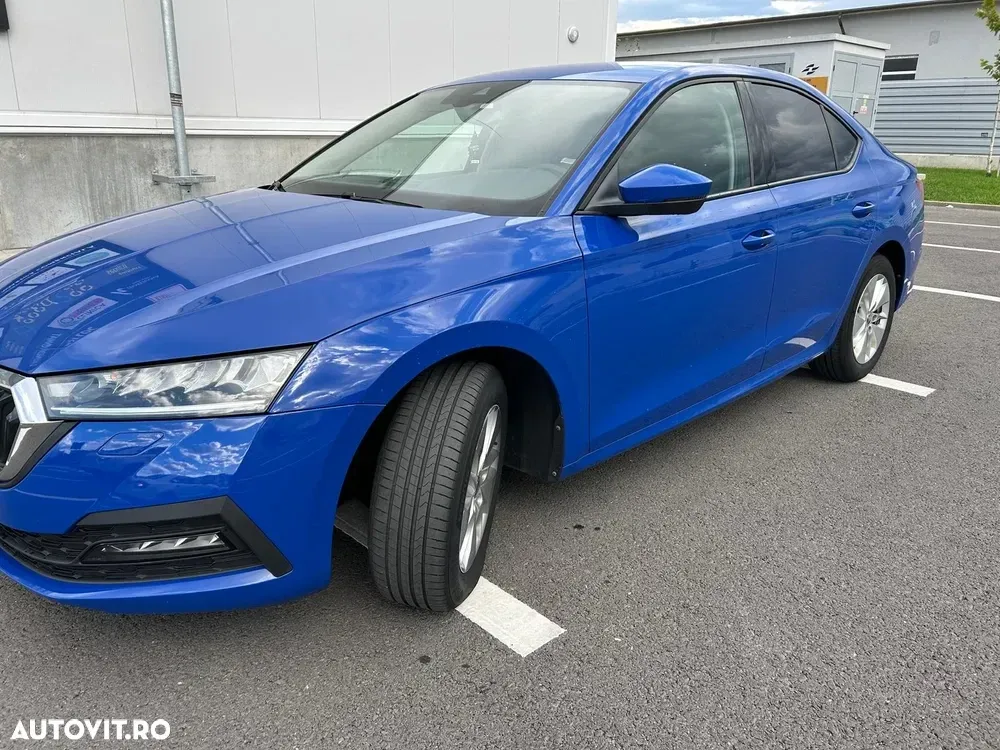 Škoda Octavia IV 2.0 TDI DSG Style — imagine 4