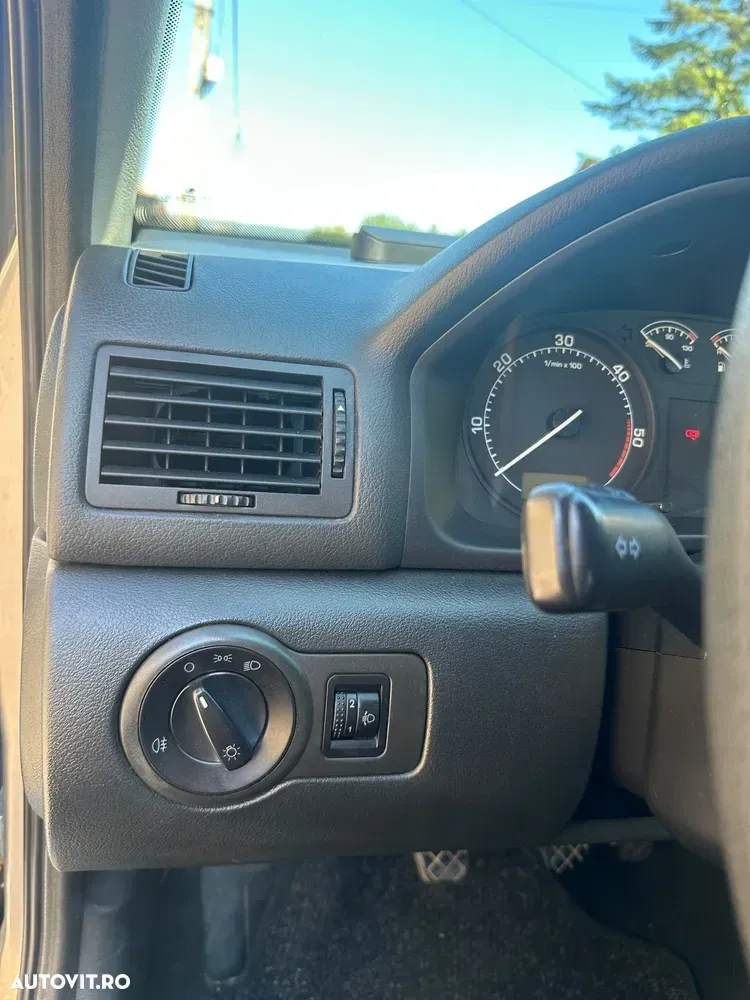 Škoda Octavia I Tour 1.9TDI — imagine 6