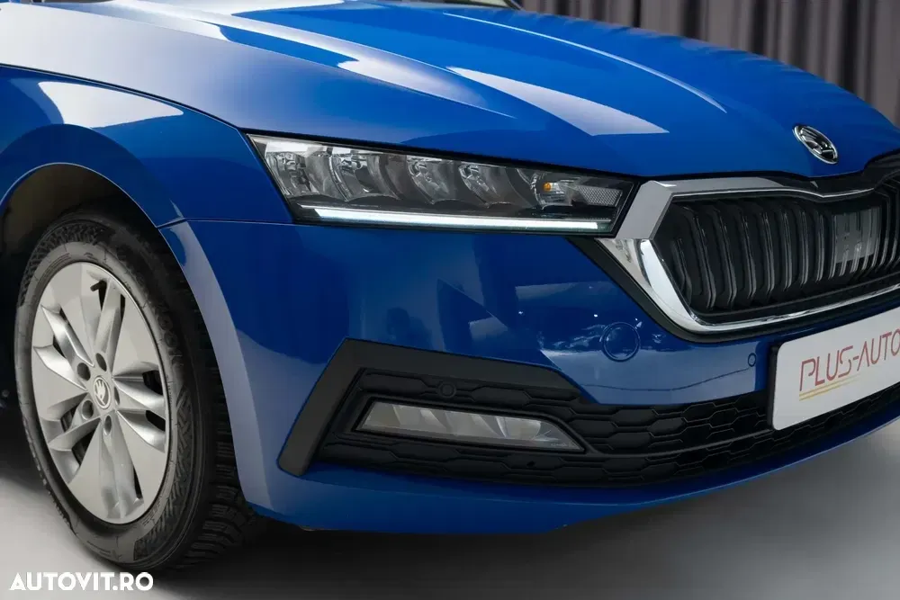 Škoda Octavia IV 1.0 TSI DSG Mild Hybrid Ambition — imagine 3