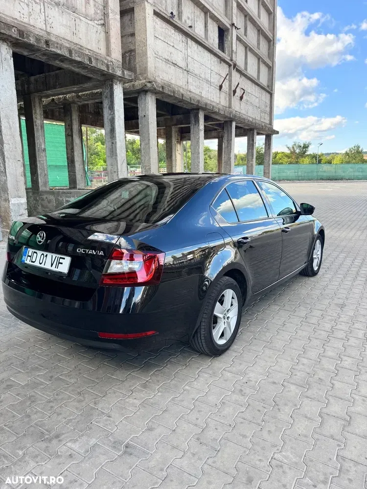 Škoda Octavia III 2.0 TDI DSG Ambition — imagine 5