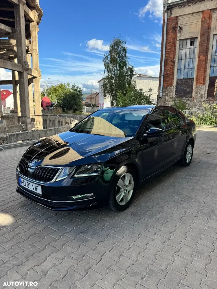 Škoda Octavia III 2.0 TDI DSG Ambition — imagine 3