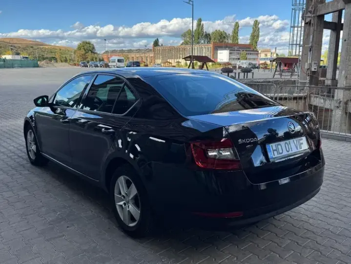 Škoda Octavia III 2.0 TDI DSG Ambition