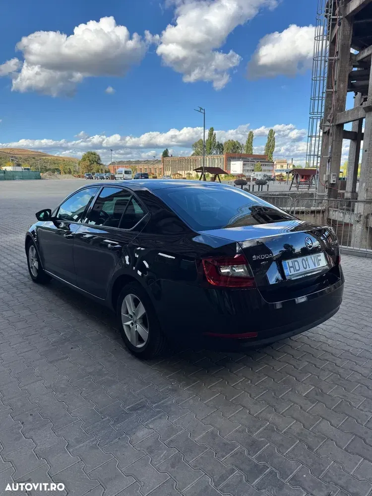 Škoda Octavia III 2.0 TDI DSG Ambition — imagine 4