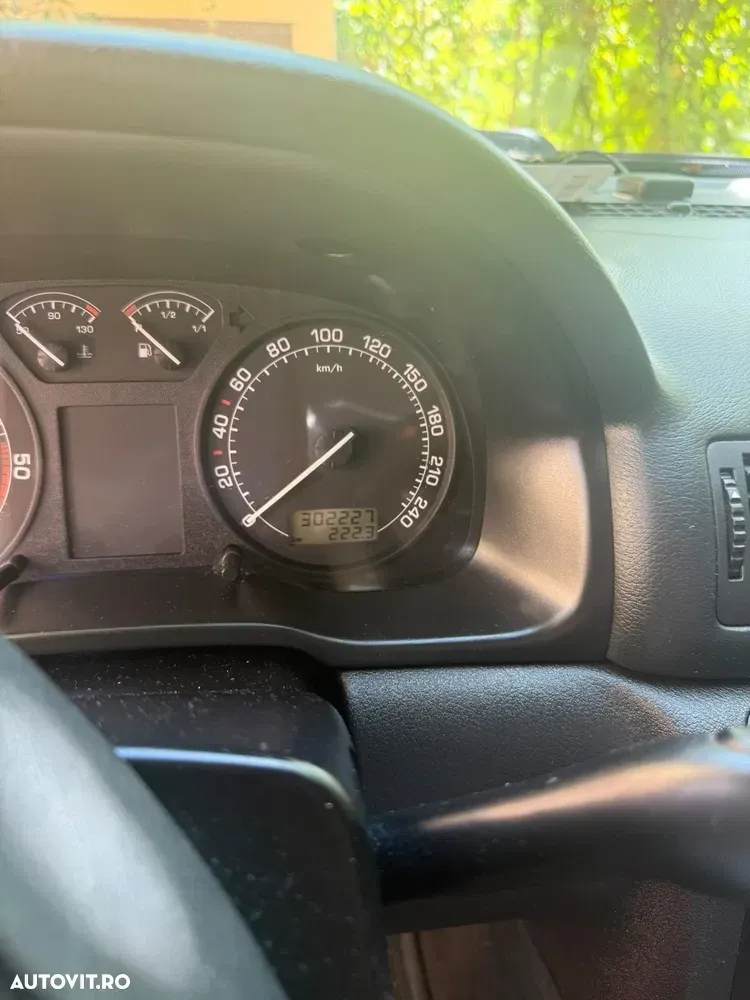 Škoda Octavia I Tour 1.9TDI — imagine 6