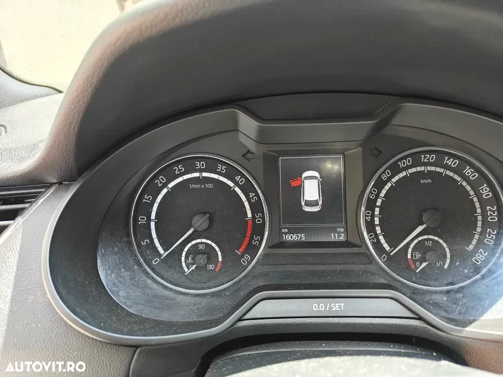 Škoda Octavia III 2.0 TDI DSG RS — imagine 3