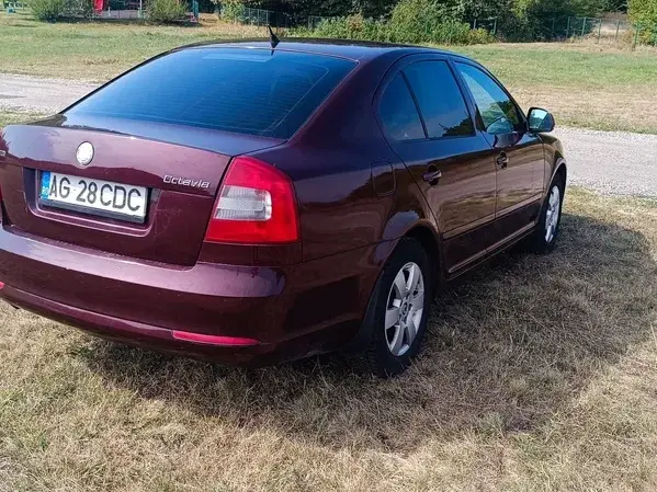 Škoda Octavia II 1.6 TDI Business