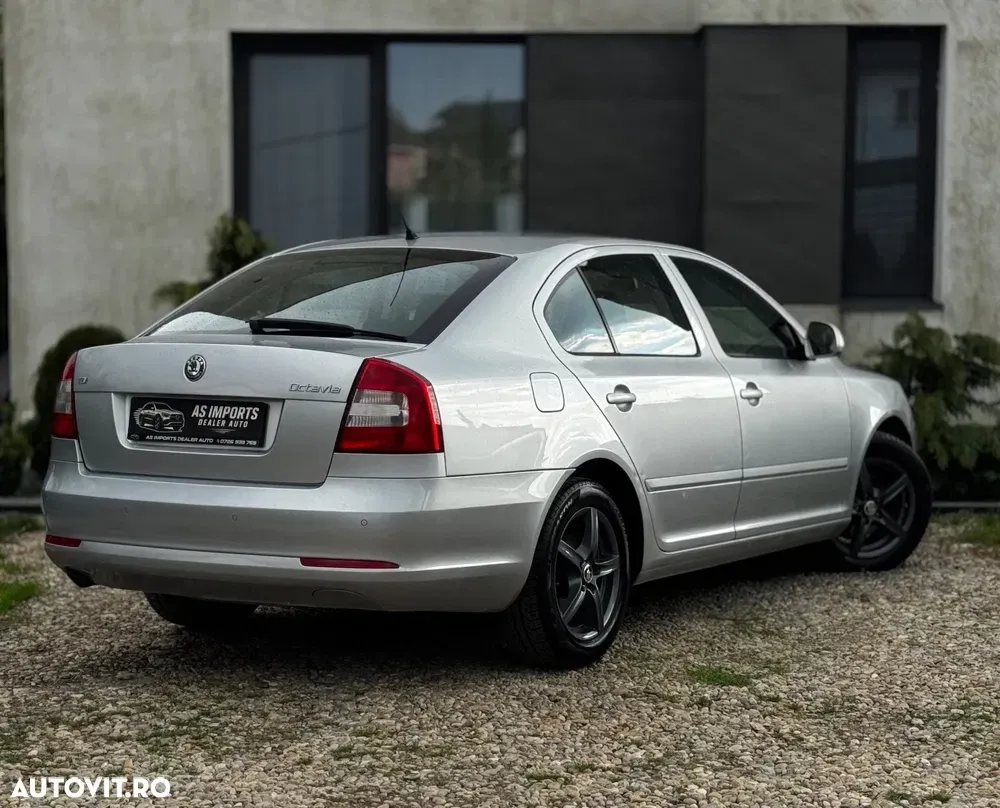 Škoda Octavia II 1.6 TDI Ambiente — imagine 4