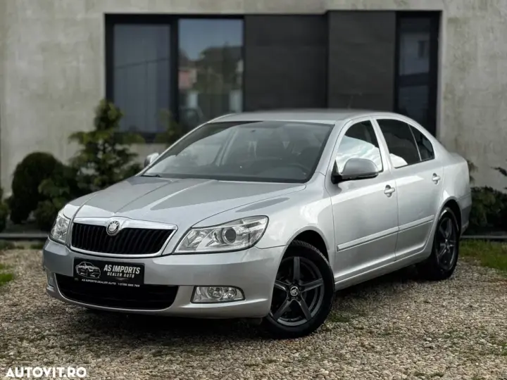 Škoda Octavia II 1.6 TDI Ambiente