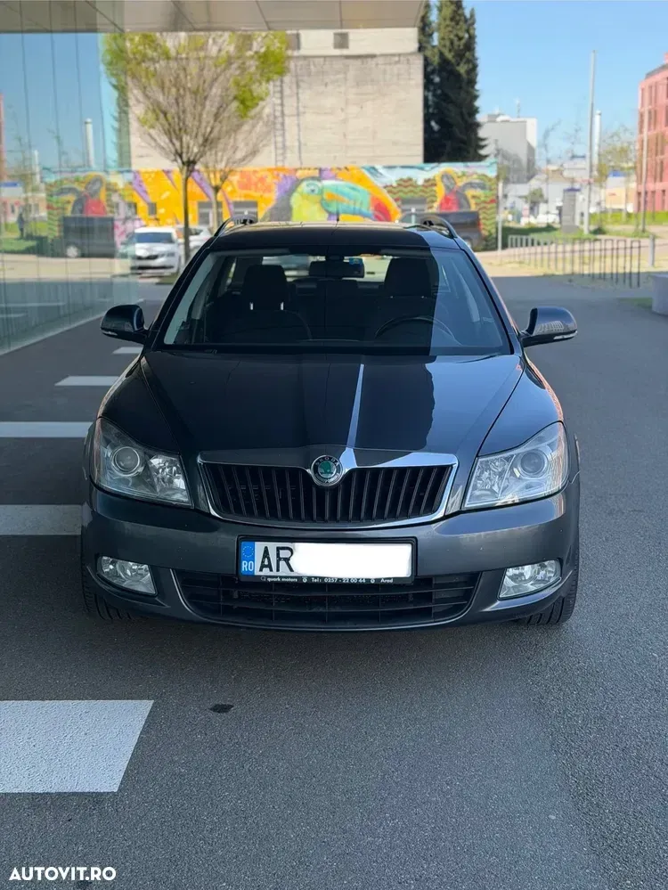 Škoda Octavia II 2.0 TDI DPF Elegance — imagine 3