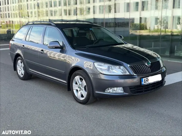 Škoda Octavia II 2.0 TDI DPF Elegance