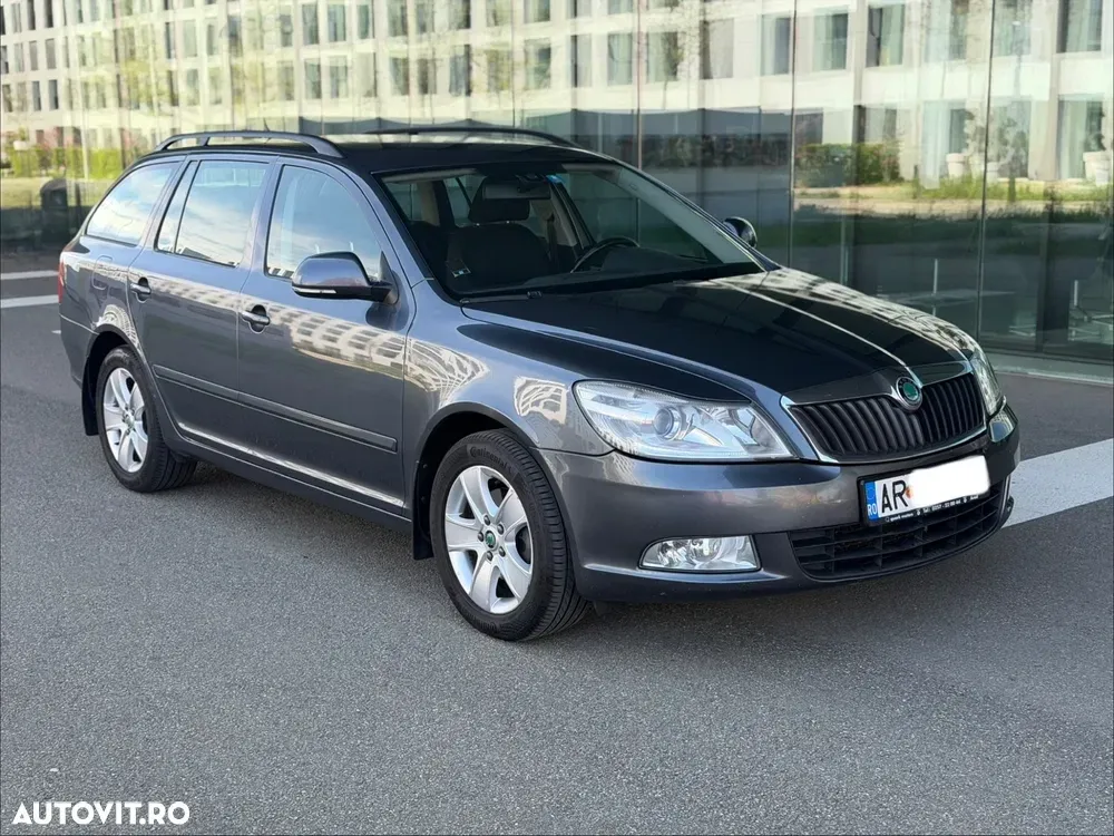 Škoda Octavia II 2.0 TDI DPF Elegance — imagine 6