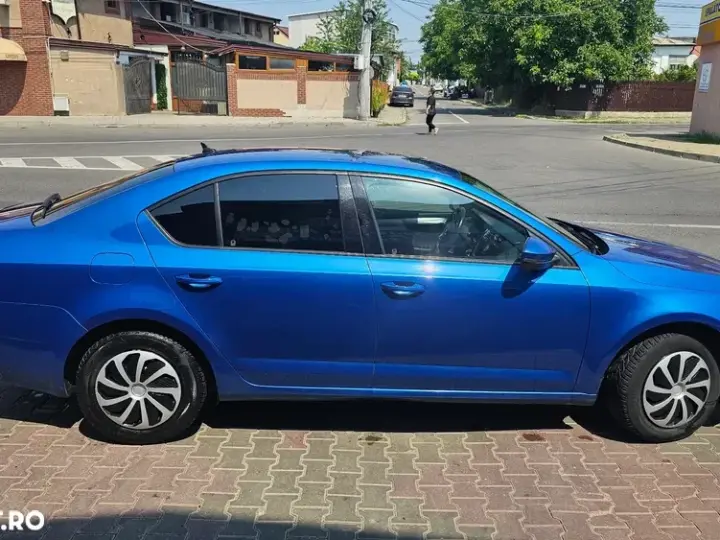 Škoda Octavia IV 1.0 TSI Active