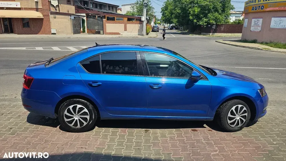 Škoda Octavia IV 1.0 TSI Active — imagine 2