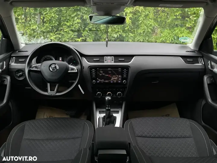 Škoda Octavia III 2.0 TDI DSG Drive