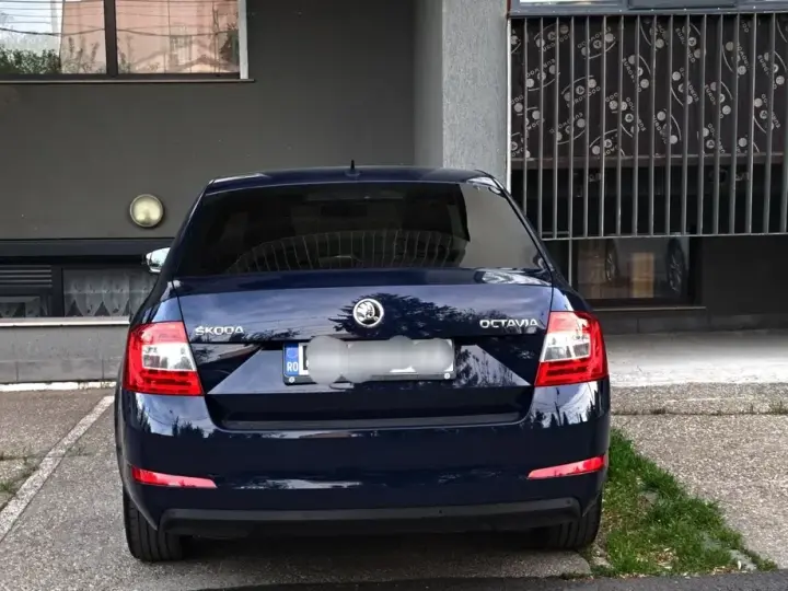 Škoda Octavia III 2.0 TDI AMBITION DSG