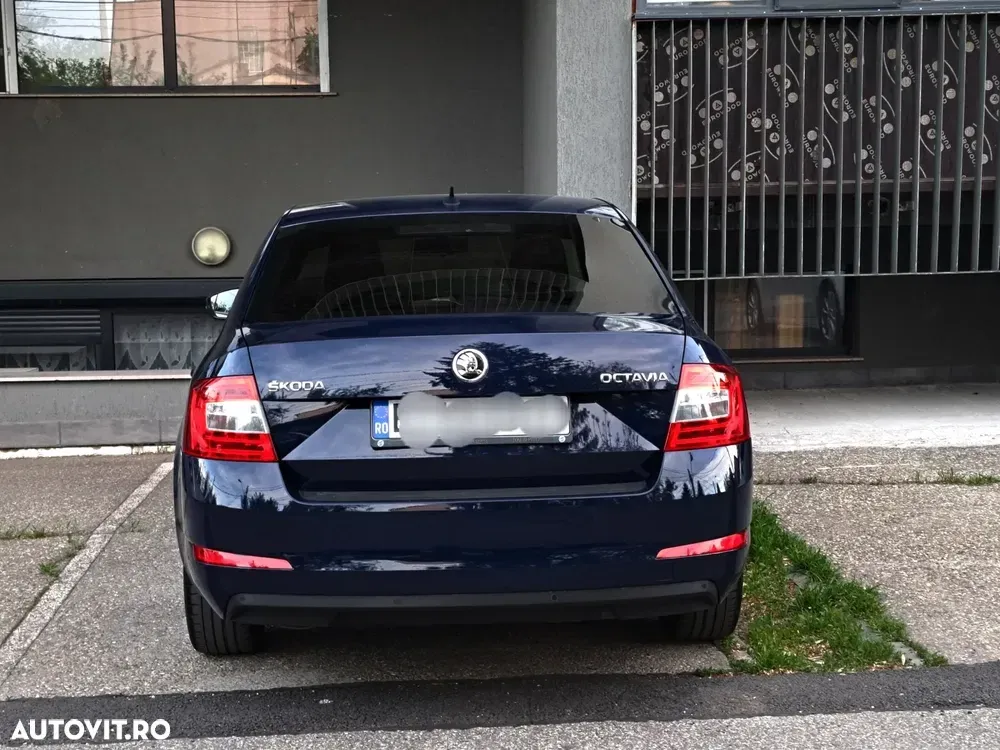 Škoda Octavia III 2.0 TDI AMBITION DSG — imagine 3