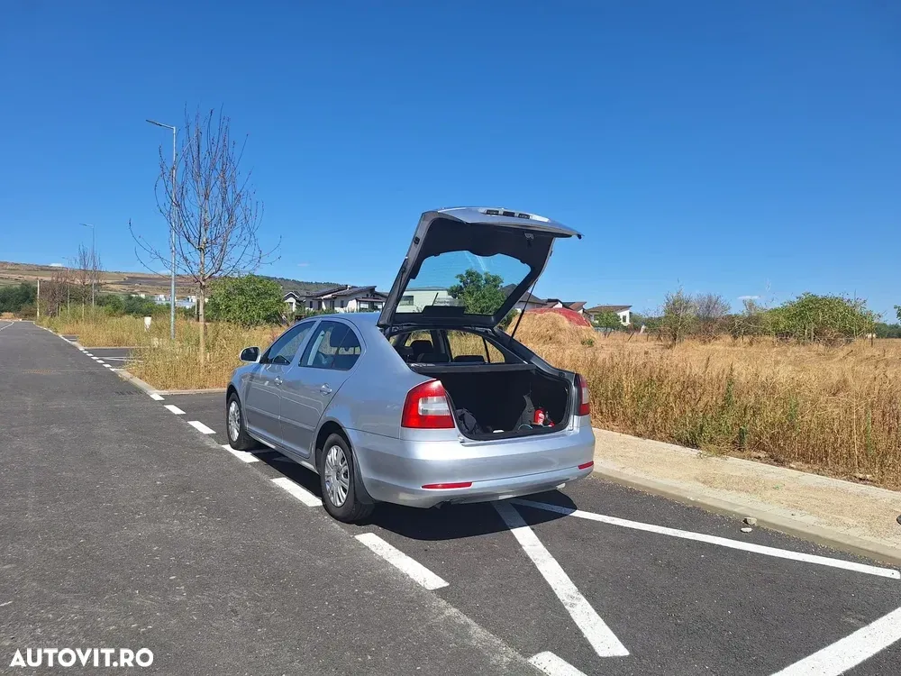 Škoda Octavia II — imagine 3