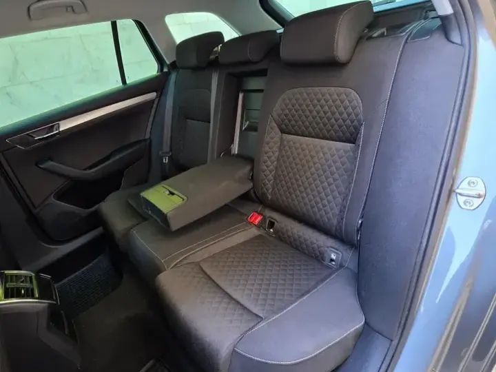 Škoda Superb III