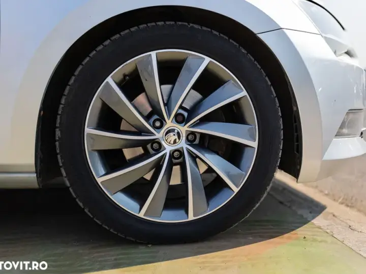 Škoda Superb III 2.0 TDI DSG 4X4 Laurin & Klement