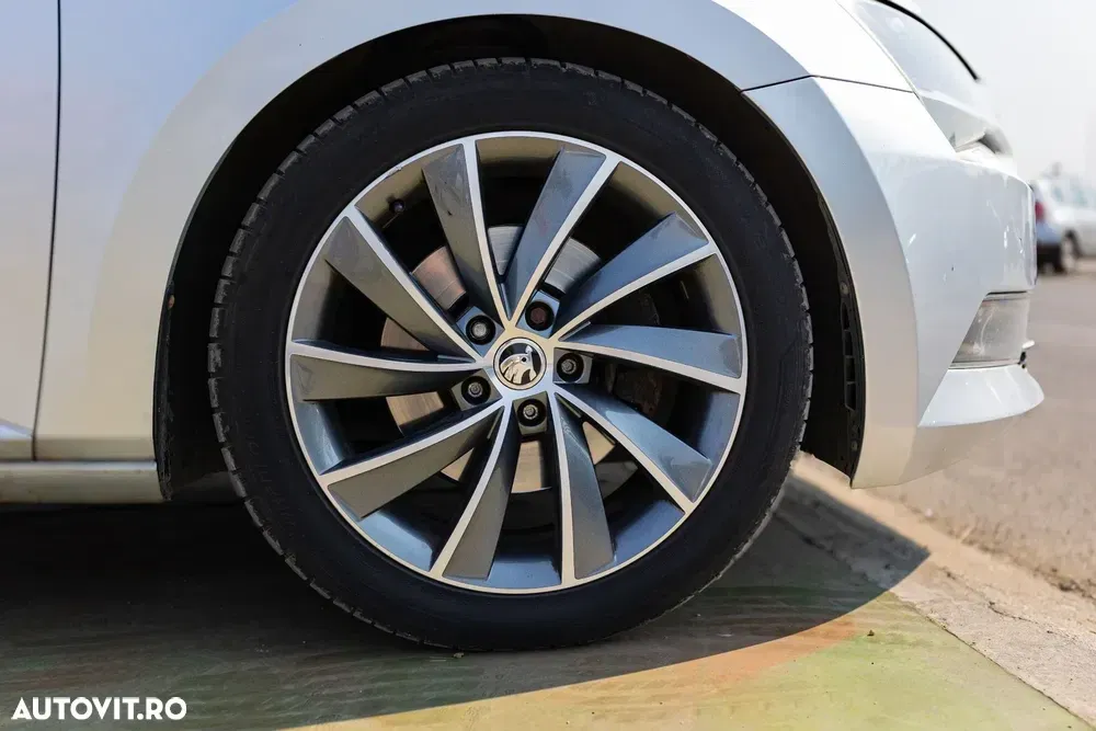 Škoda Superb III 2.0 TDI DSG 4X4 Laurin & Klement — imagine 6