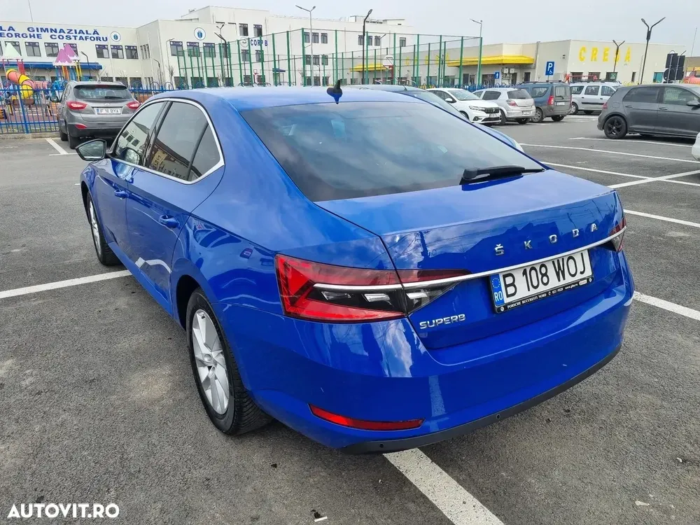 Škoda Superb III 2.0 TSI DSG Ambition — imagine 3
