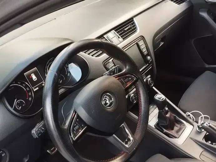 Škoda Octavia III 2.0 TDI RS