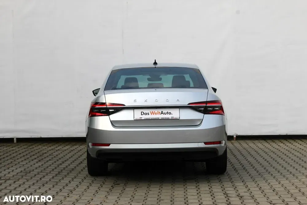 Škoda Superb III 2.0 TDI DSG Style — imagine 4