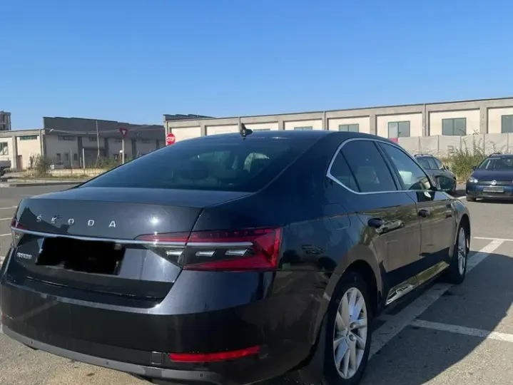 Škoda Superb III