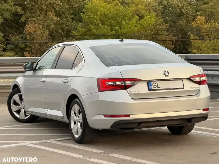 Škoda Superb III