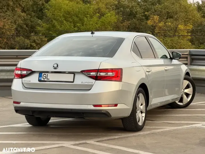 Škoda Superb III