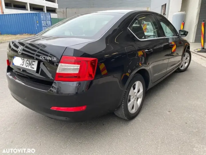 Škoda Octavia 1.6 TDI DSG Ambition