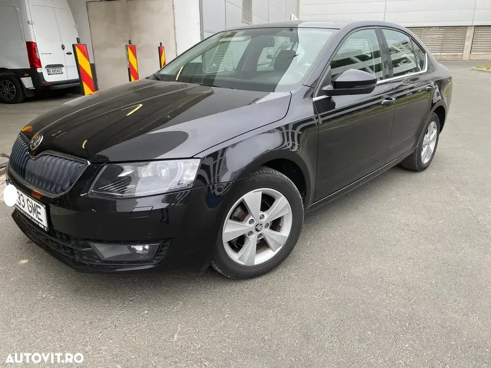 Škoda Octavia 1.6 TDI DSG Ambition — imagine 3