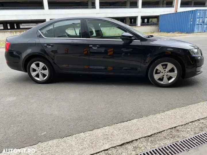 Škoda Octavia 1.6 TDI DSG Ambition