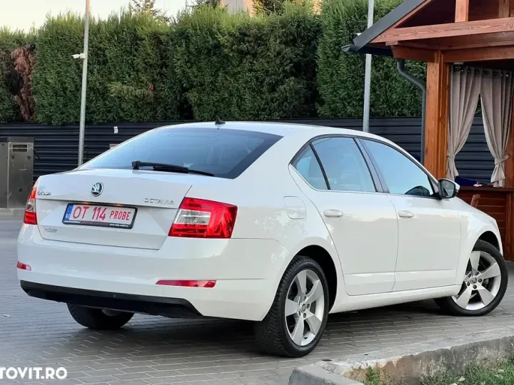 Škoda Octavia III 1.6 TDI DSG Premium Edition