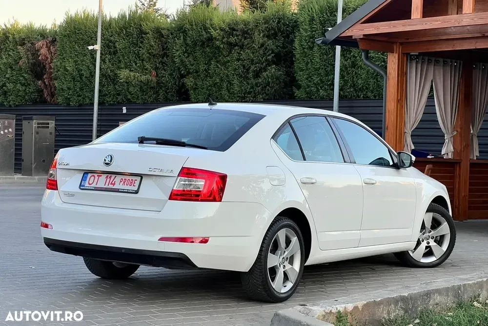 Škoda Octavia III 1.6 TDI DSG Premium Edition — imagine 4