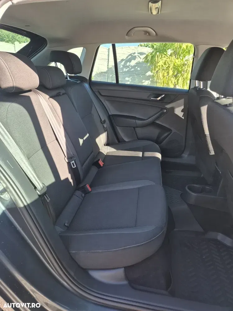 Škoda Rapid 1.6 TDI DSG Style+ — imagine 6