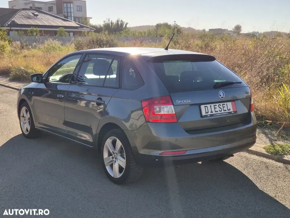 Škoda Rapid 1.6 TDI DSG Style+ — imagine 4