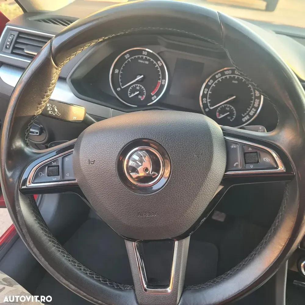 Škoda Superb 2.0 TDI DSG Ambition — imagine 5