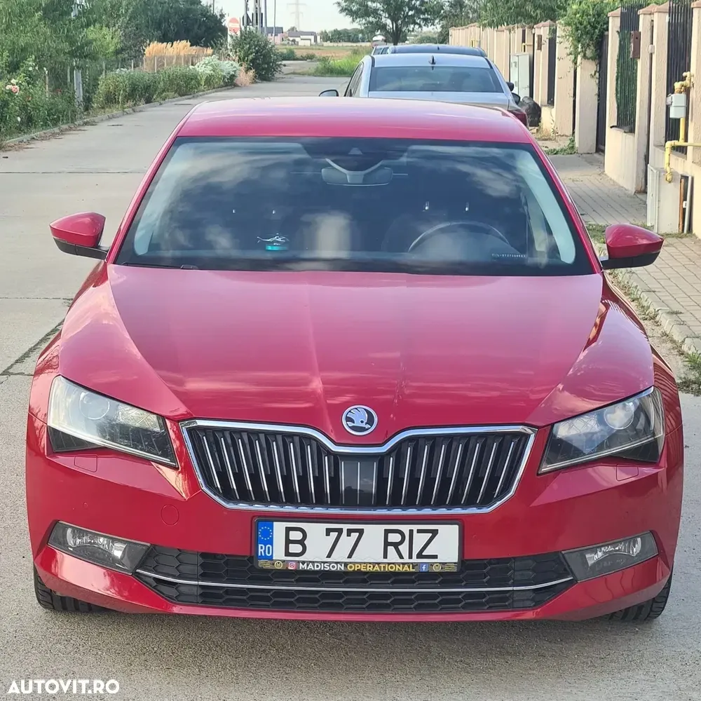 Škoda Superb 2.0 TDI DSG Ambition — imagine 2