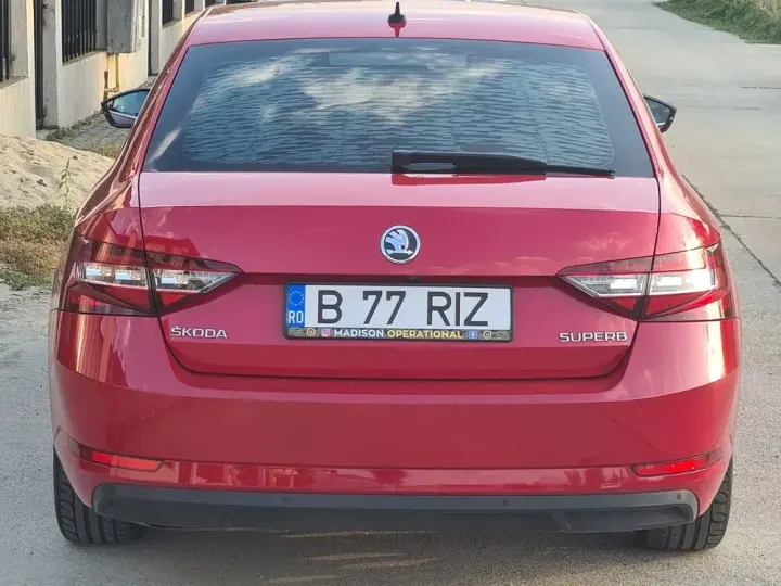 Škoda Superb 2.0 TDI DSG Ambition