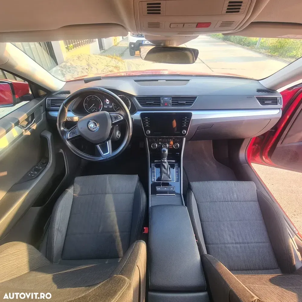 Škoda Superb 2.0 TDI DSG Ambition — imagine 6
