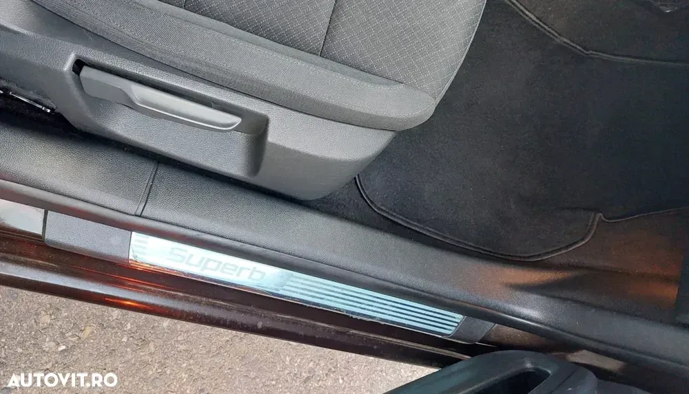 Škoda Superb II 2.0 TDI Ambition — imagine 6