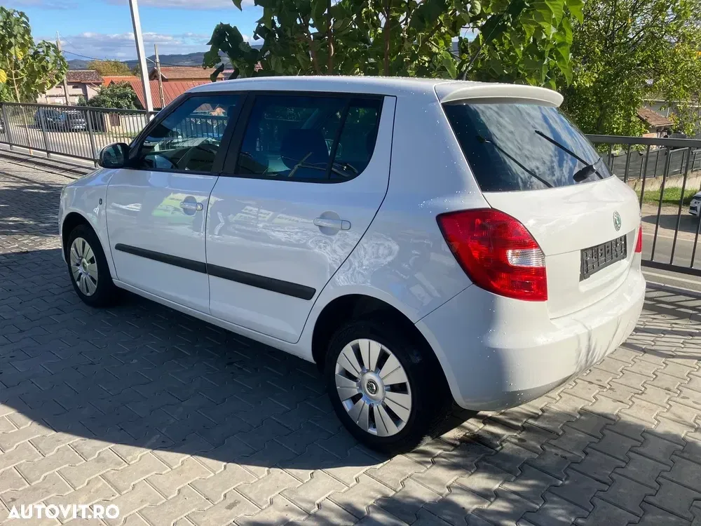 Škoda Fabia II 1.2 TSI Ambiente — imagine 2