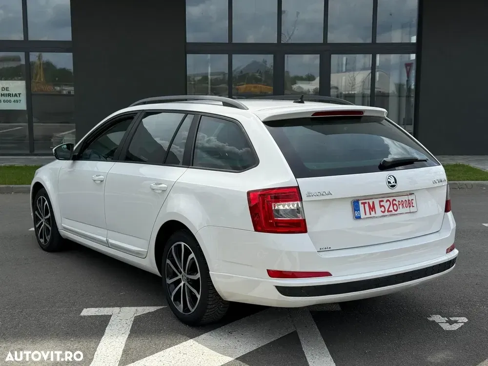 Škoda Octavia 2.0 TDI DSG Style — imagine 4