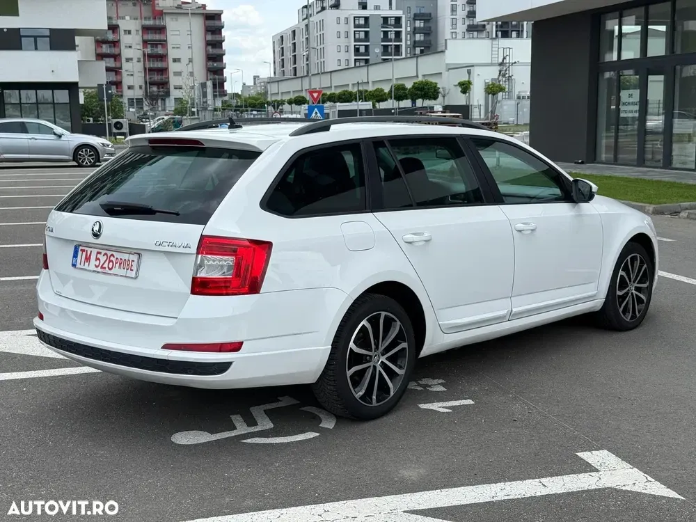 Škoda Octavia 2.0 TDI DSG Style — imagine 3