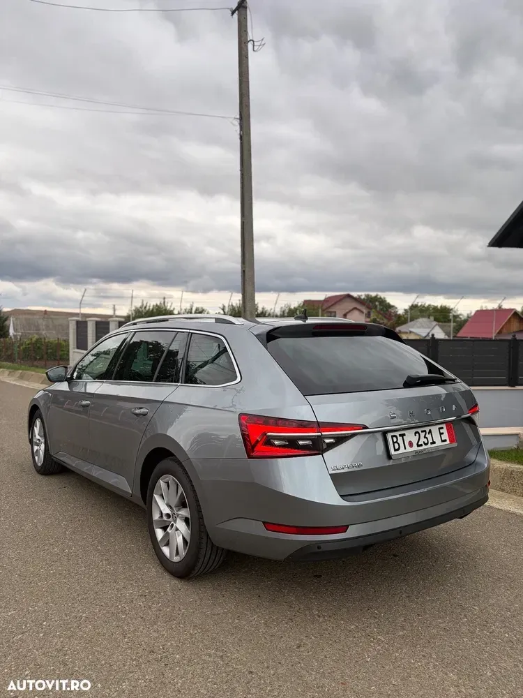Škoda Superb III 2.0 TDI DSG Style — imagine 4