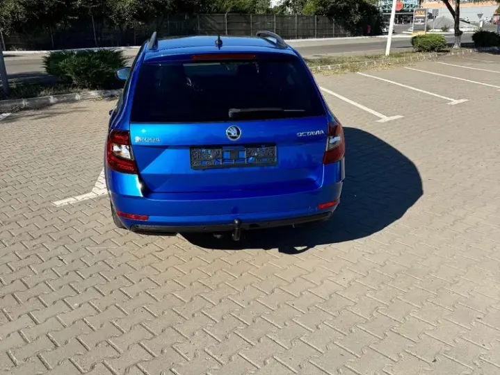 Škoda Octavia IV 1.6 TDI Premium Edition