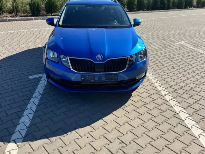 Škoda Octavia IV 1.6 TDI Premium Edition