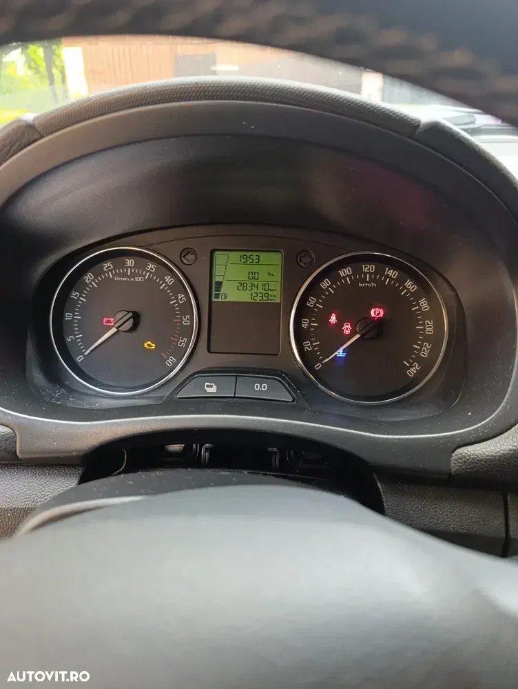 Škoda Fabia 1.6 TDI — imagine 6